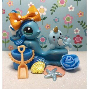 Authentic Littlest Pet Shop # 2455 Teal Blue Tropical Hawaii Blythe Beta Fish